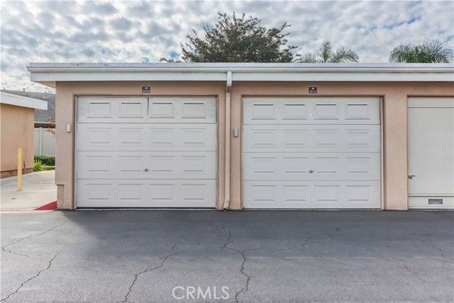 8566 Sierra 911-C, Huntington Beach, CA 92646