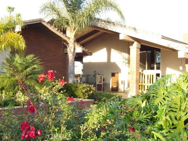 8566 Sierra 911-C, Huntington Beach, CA 92646