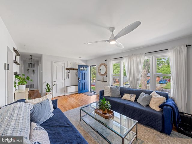 8725 W FORT FOOTE TER, Fort Washington, MD 20744