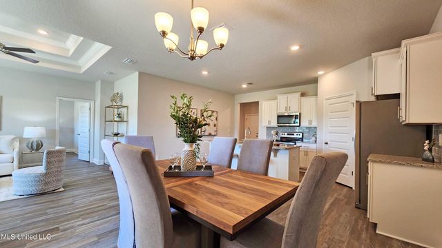 14212 Quill Avenue, Biloxi, MS 39532