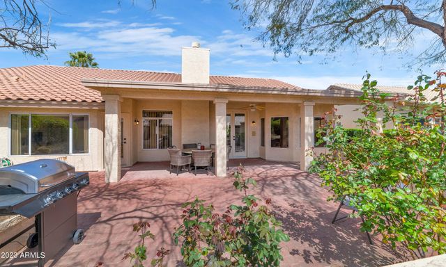 9013 W KERRY Lane, Peoria, AZ 85382