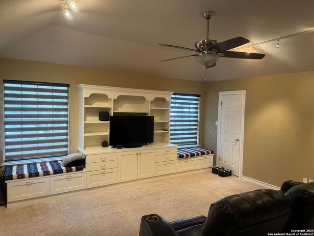 3 LINDQUIST, San Antonio, TX 78248