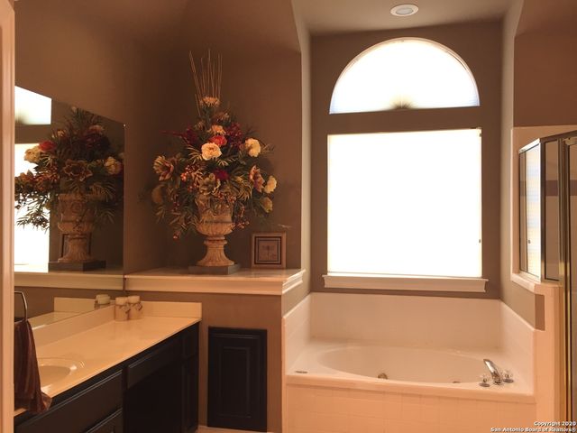 3 LINDQUIST, San Antonio, TX 78248