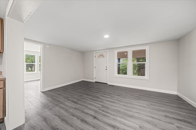 304 Airport Rd, Livingston, TN 38570