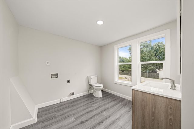 304 Airport Rd, Livingston, TN 38570