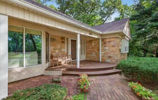 1 May Hill Lane, Dix Hills, NY 11746