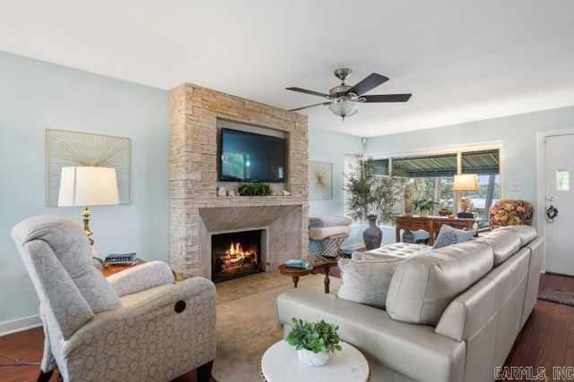 220 Sunset Bay Rd Apt 27, Hot Springs, AR 71913