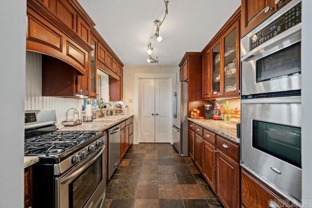220 Sunset Bay Rd Apt 27, Hot Springs, AR 71913