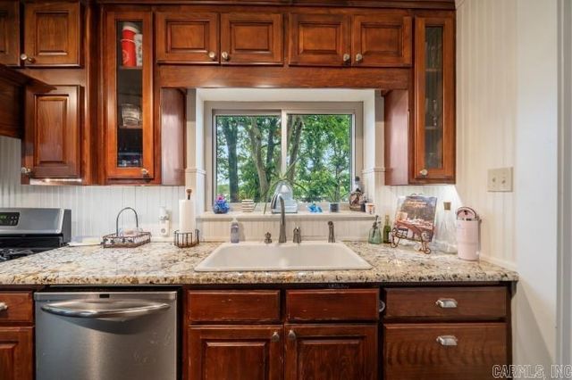 220 Sunset Bay Rd Apt 27, Hot Springs, AR 71913