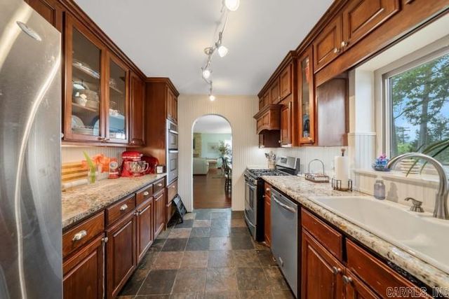 220 Sunset Bay Rd Apt 27, Hot Springs, AR 71913