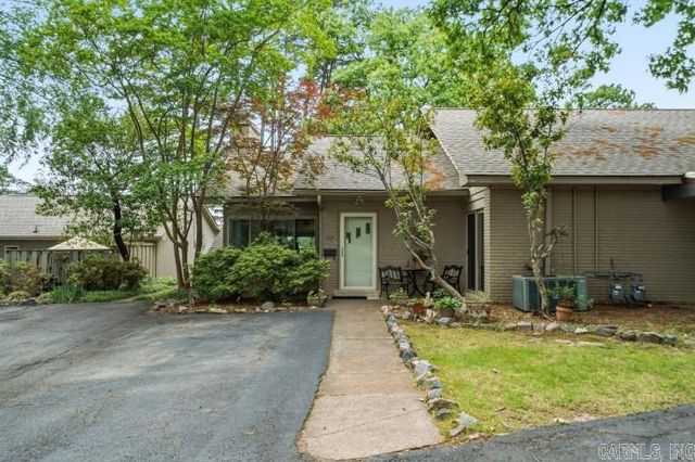 220 Sunset Bay Rd Apt 27, Hot Springs, AR 71913