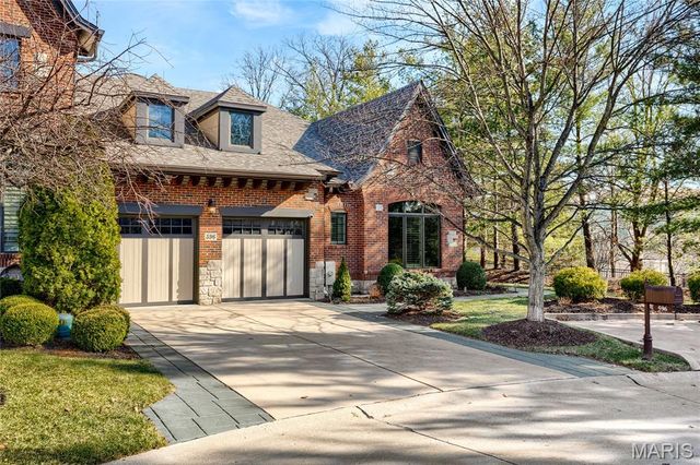 596 Upper Conway Circle, Chesterfield, MO 63017