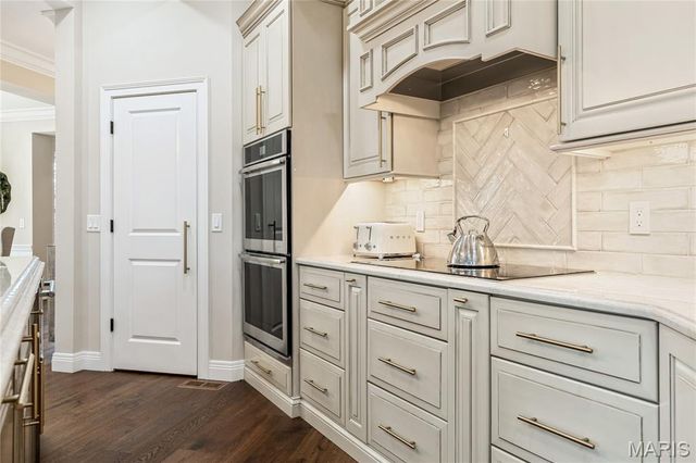 596 Upper Conway Circle, Chesterfield, MO 63017