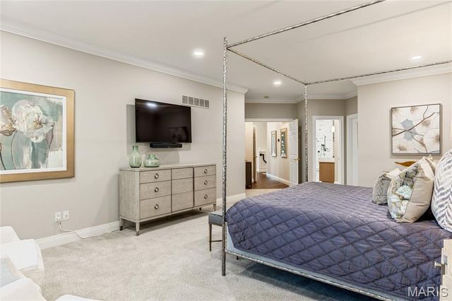 596 Upper Conway Circle, Chesterfield, MO 63017