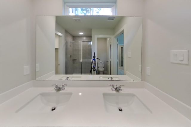 9835 Willow Creek Commerce Drive 301, Tomball, TX 77375