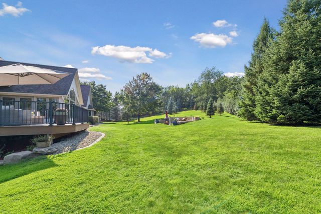 22420 Wagon Wheel Trail, Lakeville, MN 55044
