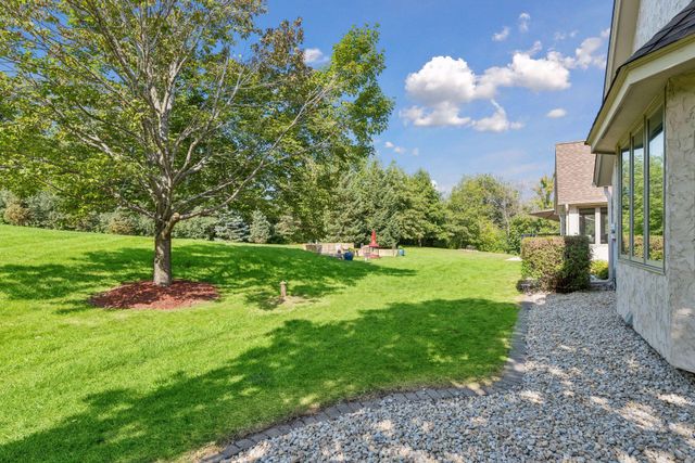 22420 Wagon Wheel Trail, Lakeville, MN 55044