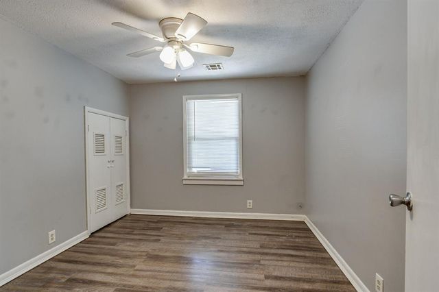 4105 Lawn Drive, Del City, OK 73115