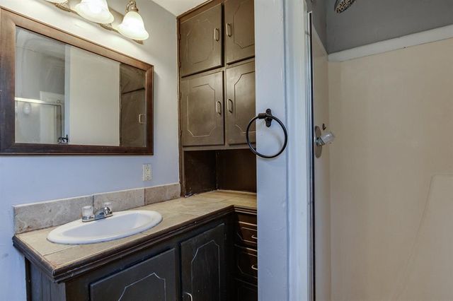 4105 Lawn Drive, Del City, OK 73115