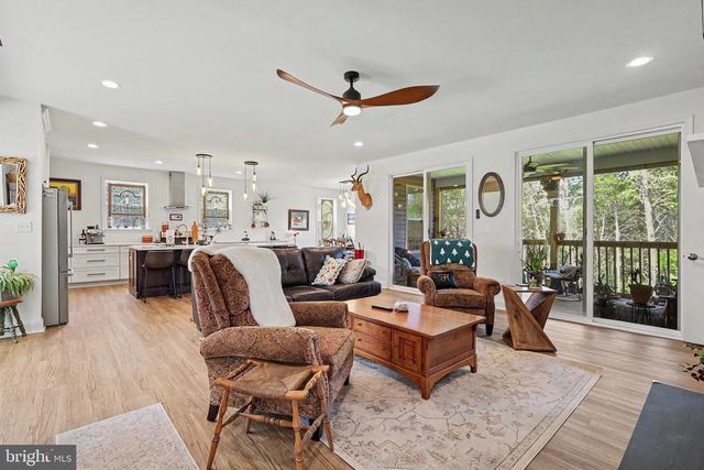 6009 OLD BUST HEAD RD, Broad Run, VA 20137