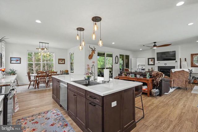 6009 OLD BUST HEAD RD, Broad Run, VA 20137