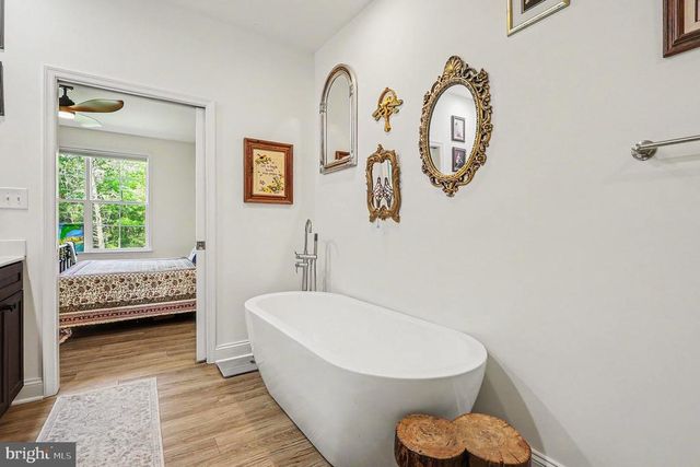 6009 OLD BUST HEAD RD, Broad Run, VA 20137