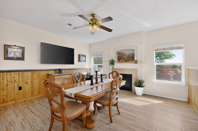 1000 Carnival Avenue NW, Los Lunas, NM 87031