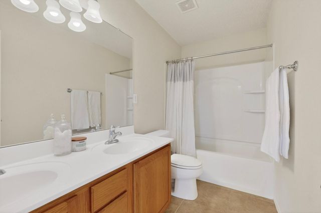 1000 Carnival Avenue NW, Los Lunas, NM 87031