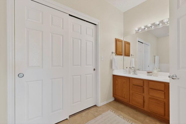 1000 Carnival Avenue NW, Los Lunas, NM 87031