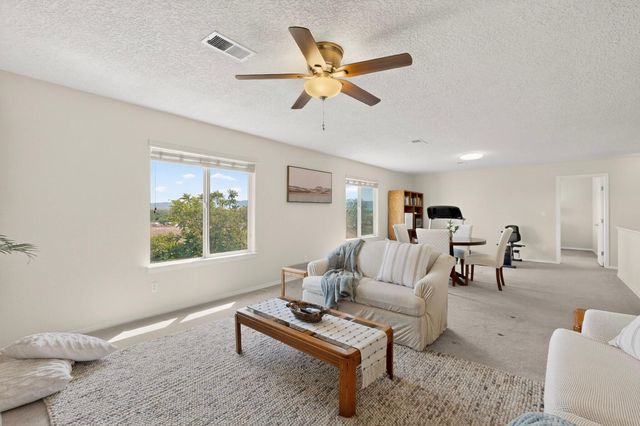 1000 Carnival Avenue NW, Los Lunas, NM 87031