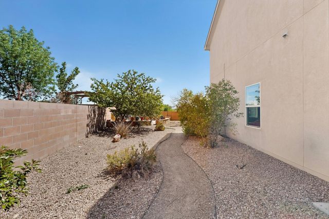 1000 Carnival Avenue NW, Los Lunas, NM 87031