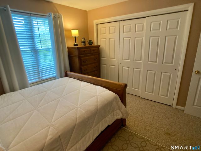 102 Country Club Court 102, Rocky Hill, CT 06067