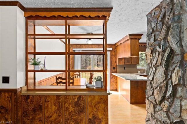 435 Seven Island Road, Danbury, NC 27016