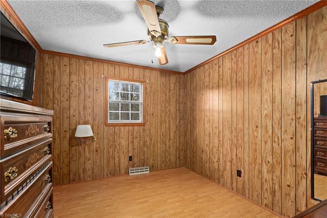 435 Seven Island Road, Danbury, NC 27016