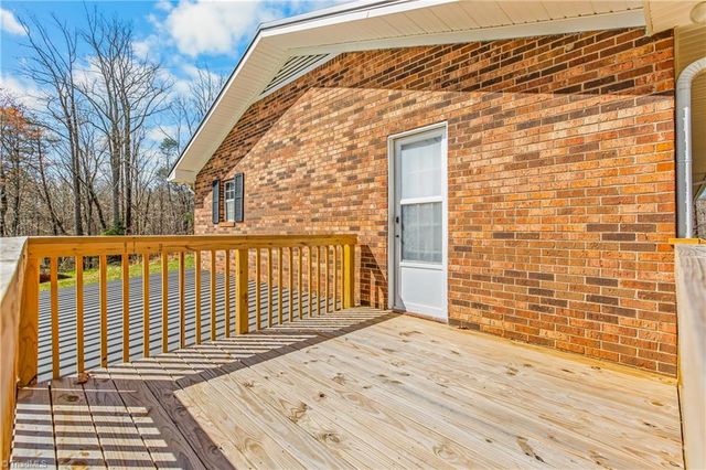 435 Seven Island Road, Danbury, NC 27016