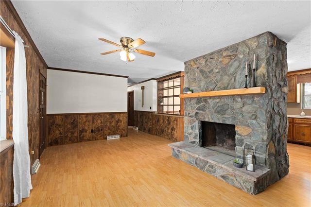 435 Seven Island Road, Danbury, NC 27016