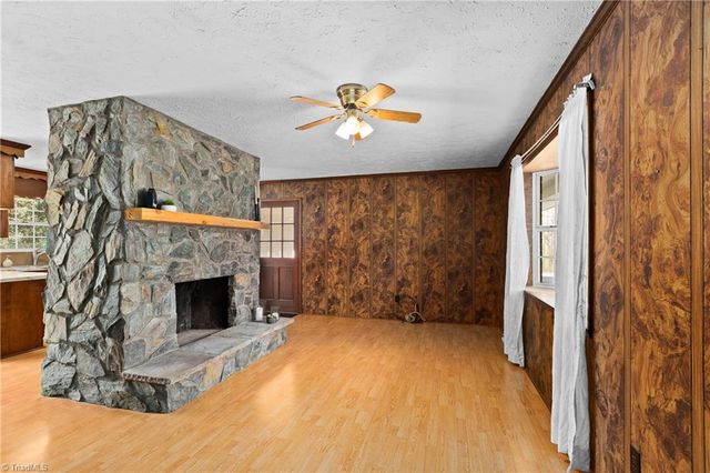 435 Seven Island Road, Danbury, NC 27016