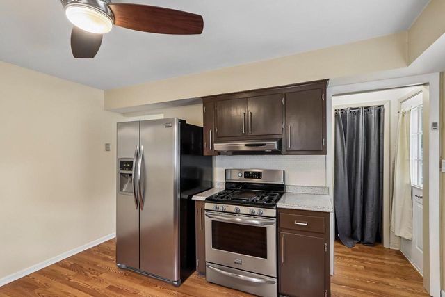 136 S Maple STREET, Oconomowoc, WI 53066