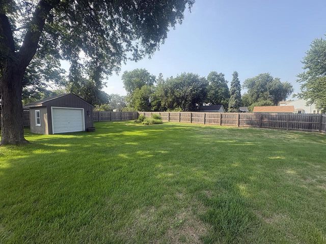 136 S Maple STREET, Oconomowoc, WI 53066