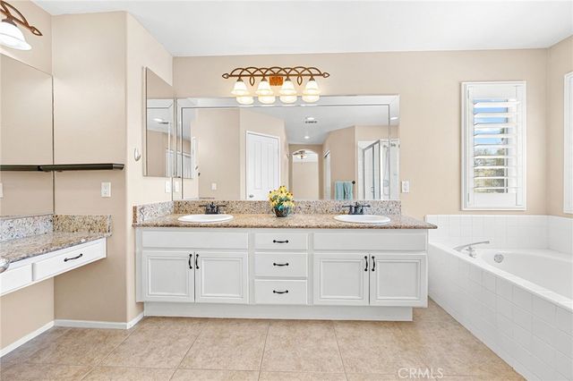 30975 Brassie Ln, Temecula, CA 92591