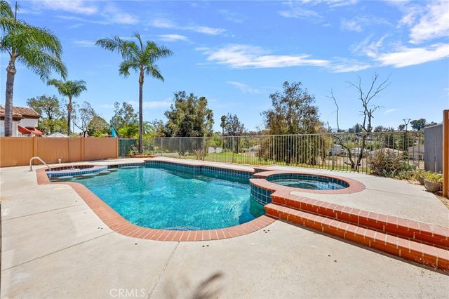 30975 Brassie Ln, Temecula, CA 92591