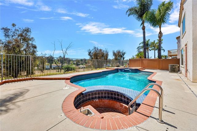 30975 Brassie Ln, Temecula, CA 92591