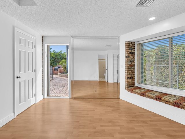 4400 Buchanan Street, Hollywood, FL 33021