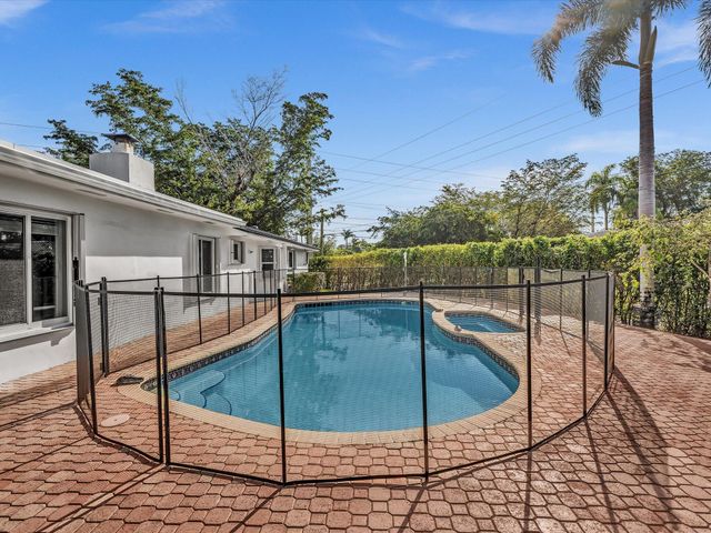 4400 Buchanan Street, Hollywood, FL 33021