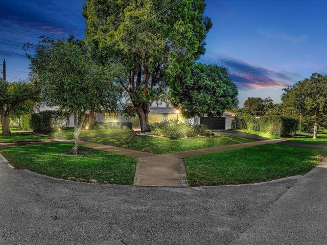 4400 Buchanan Street, Hollywood, FL 33021