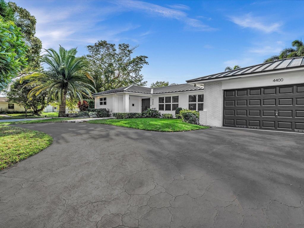 4400 Buchanan Street, Hollywood, FL 33021