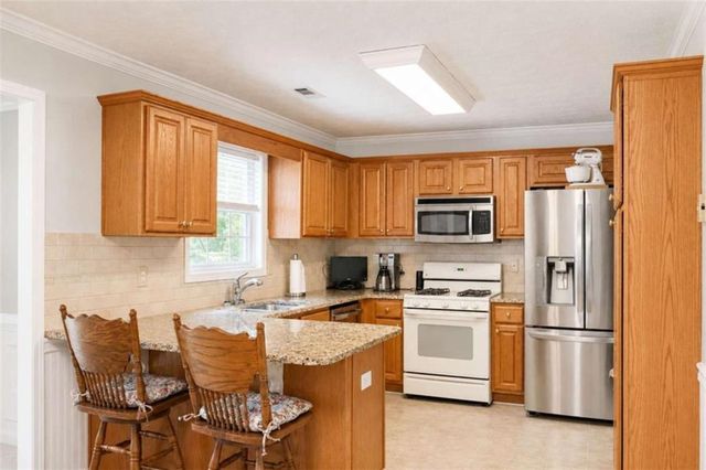 40 Lake Charles Crossing, Covington, GA 30016