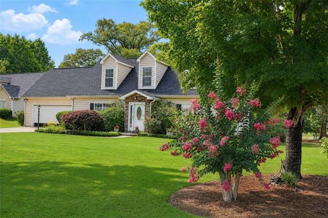 40 Lake Charles Crossing, Covington, GA 30016
