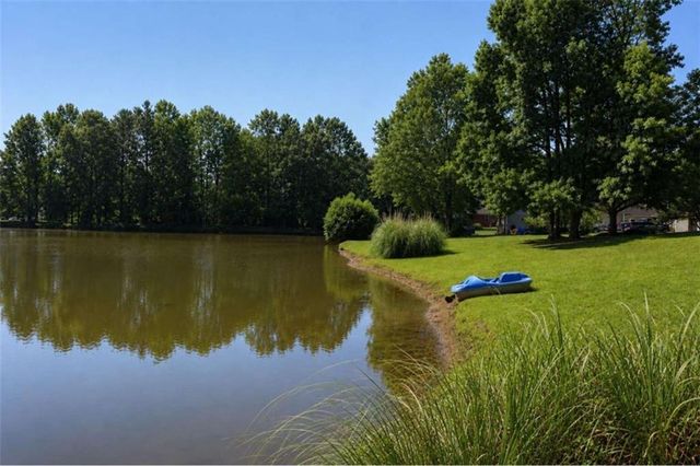 40 Lake Charles Crossing, Covington, GA 30016