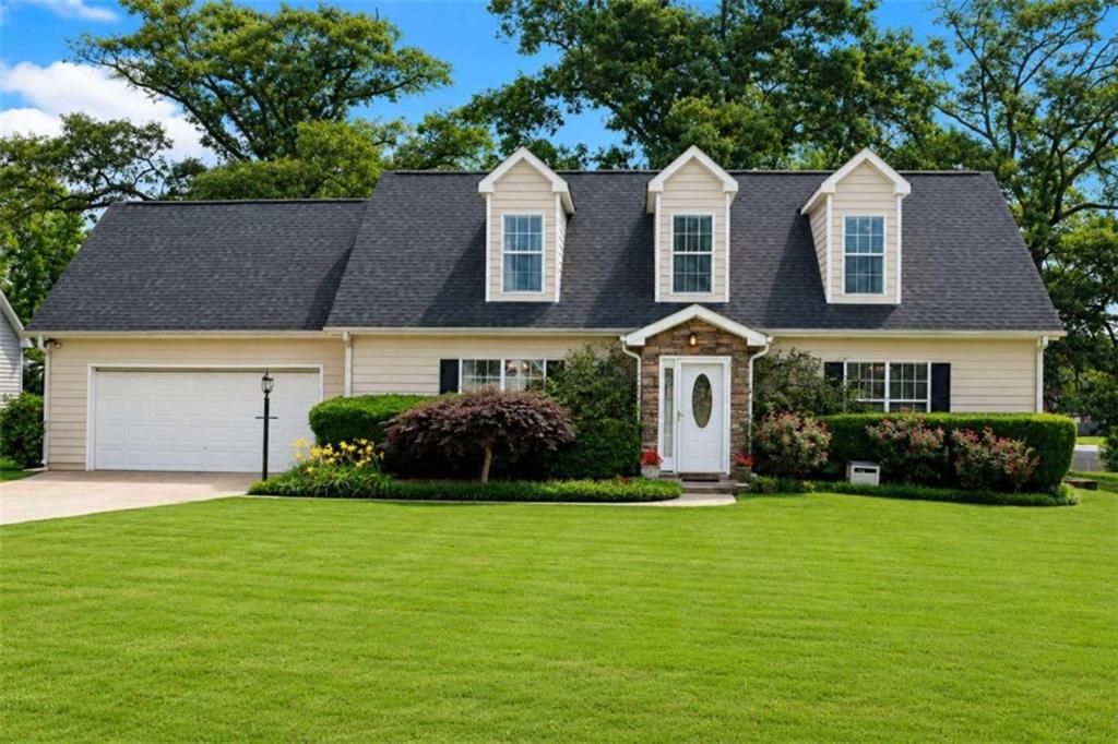 40 Lake Charles Crossing, Covington, GA 30016